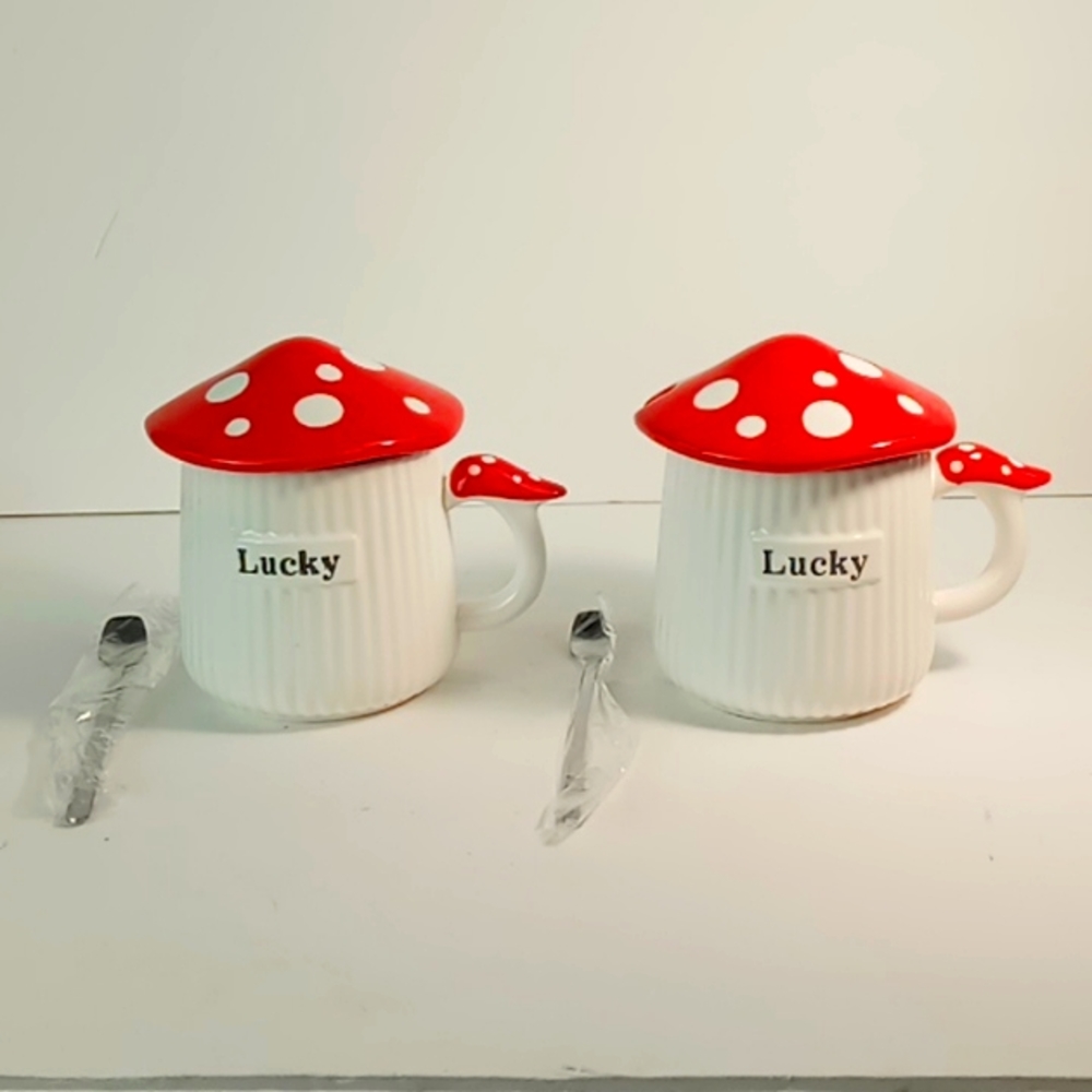 E'neill Mushroom Mugs with Lids Set